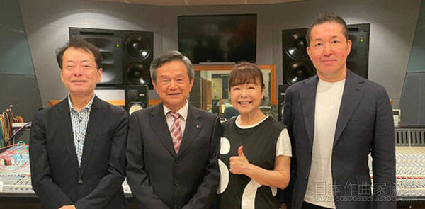 「ふうふ」<br>(向かって左から)南郷達也、谷川天龍、中村美律子、保岡直樹